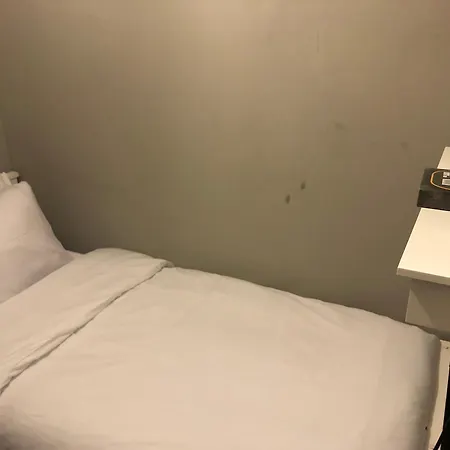 Cozzy Living Homestay