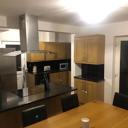 Cozzy Living Leeds (West Yorkshire)