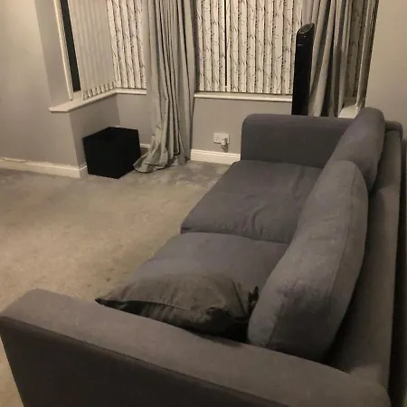 Cozzy Living Homestay Leeds (West Yorkshire)